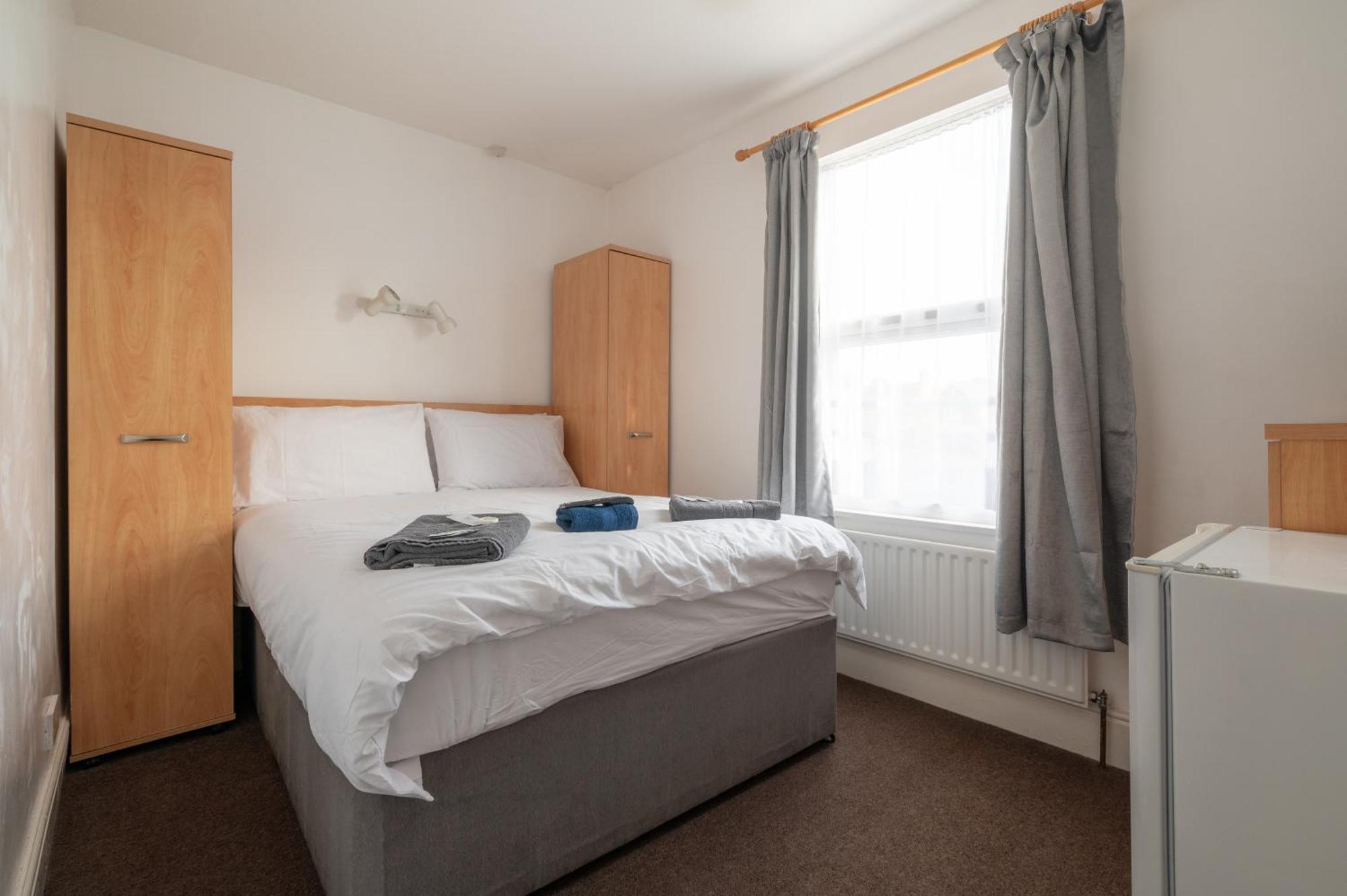 Moonside Lets Hotel Skegness Exterior photo